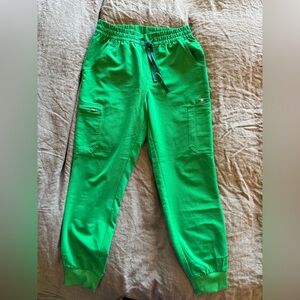 Figs Uman Joggers Size medium Evergreen